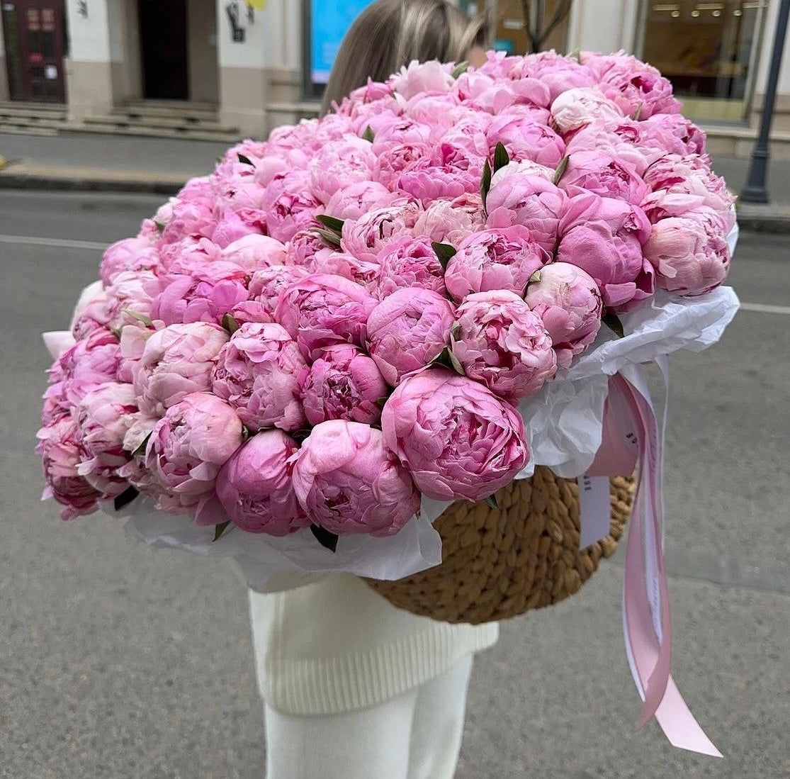 Premium Peonies basket