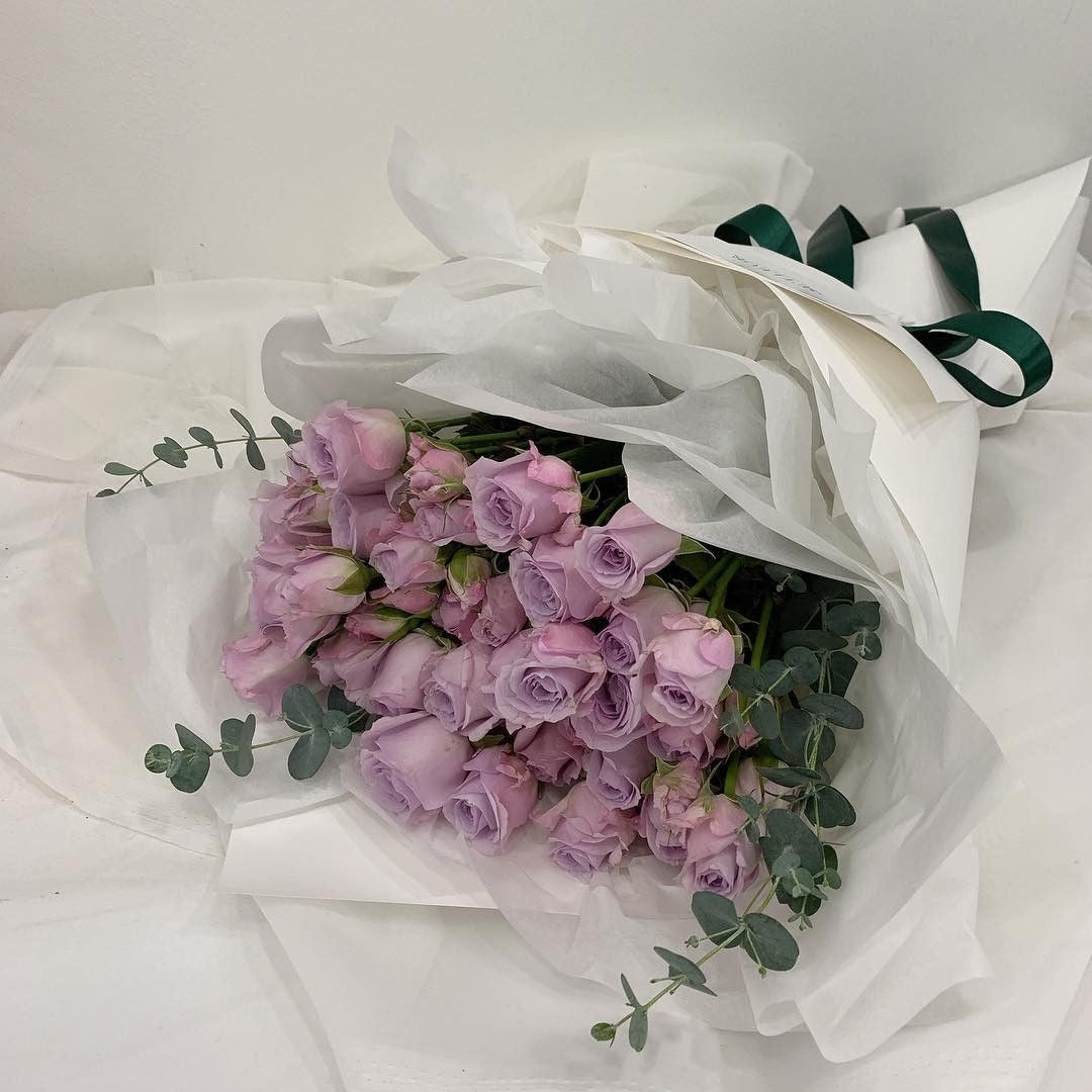 Lilac Roses Premium