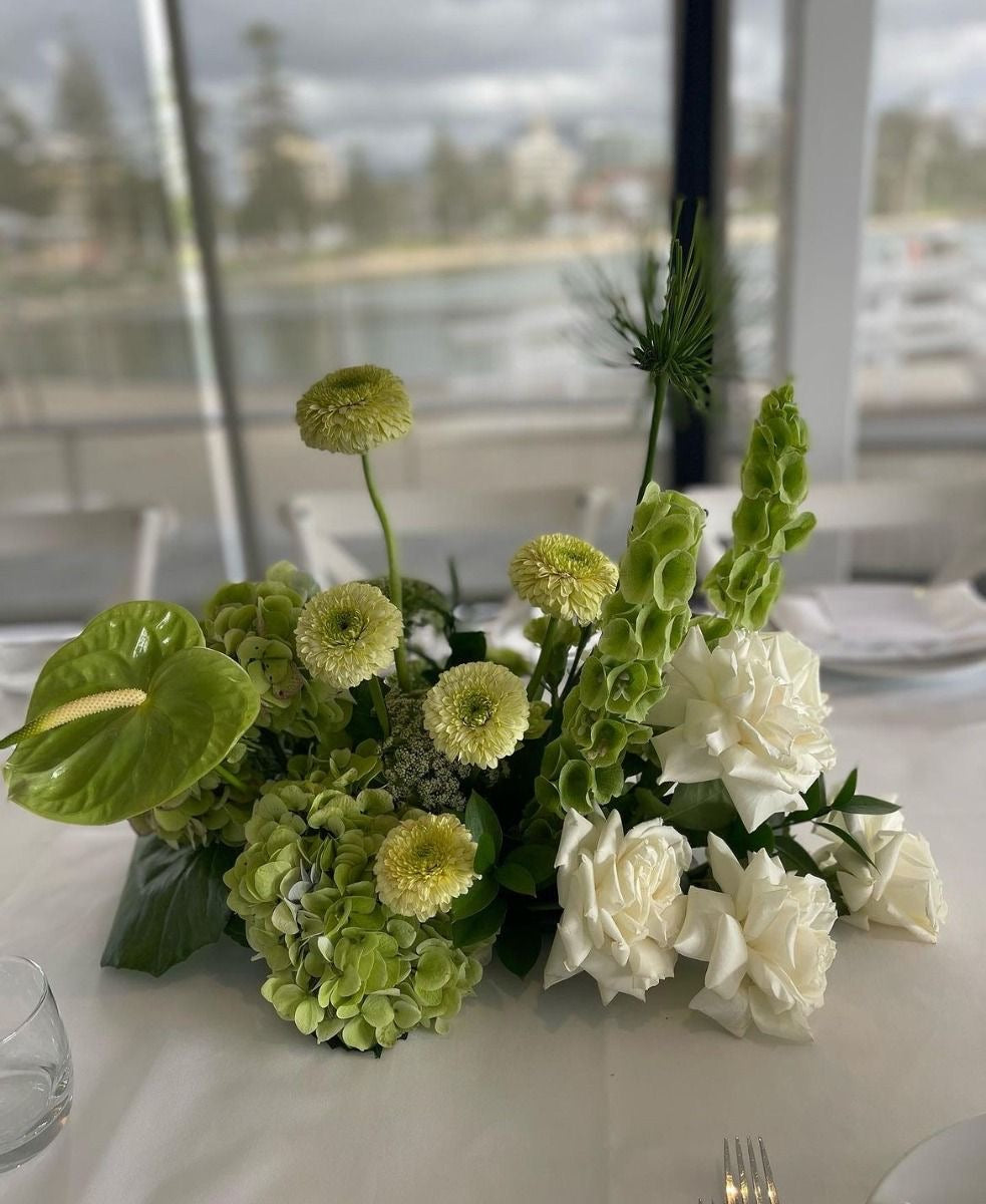 Weddings & events floral decoration Green & White
