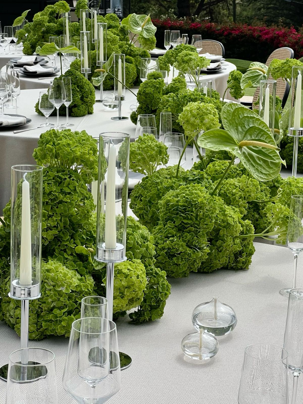 Weddings & events floral decoration Green & White