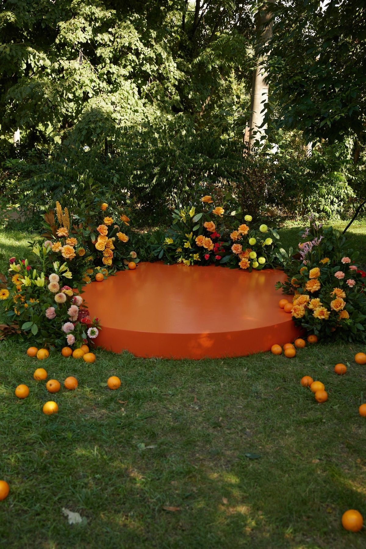 Weddings & events floral decoration Orange
