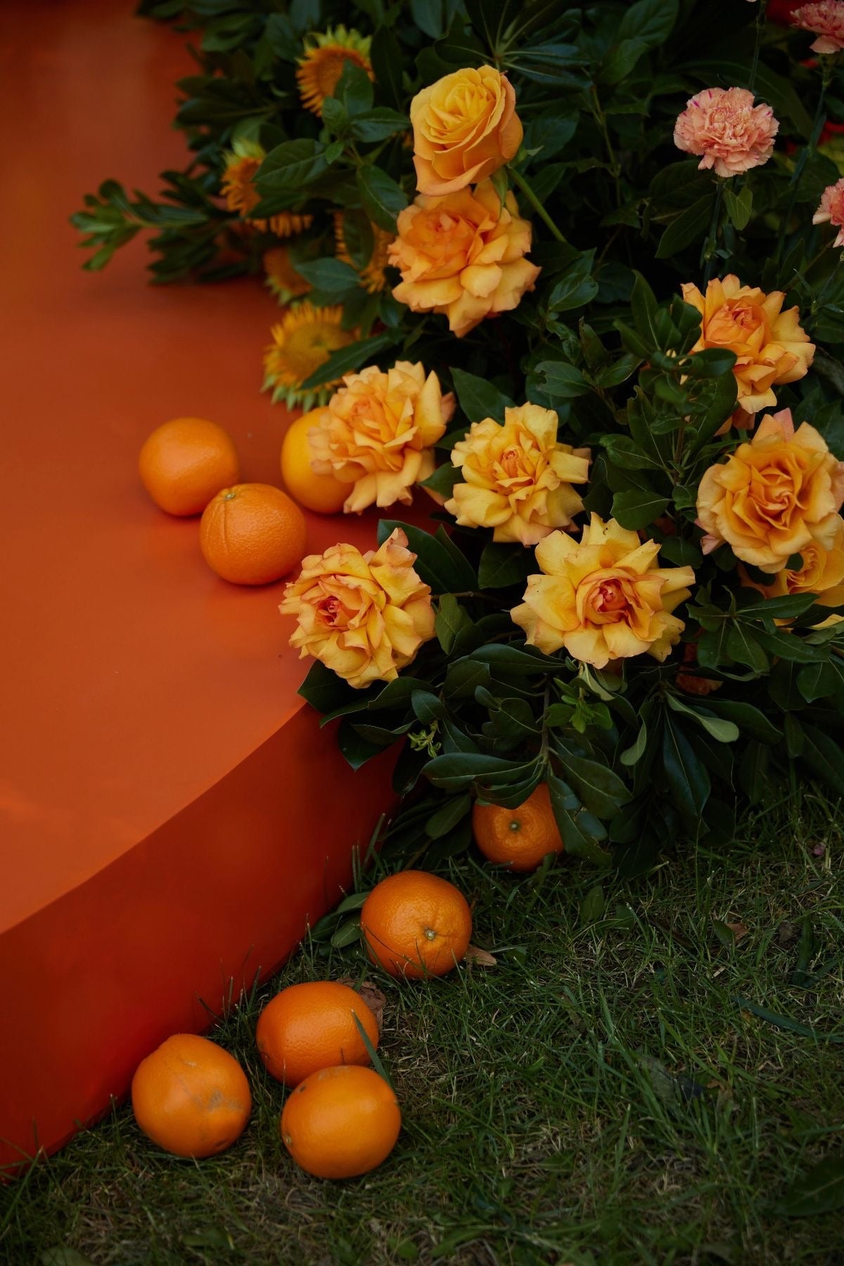 Weddings & events floral decoration Orange