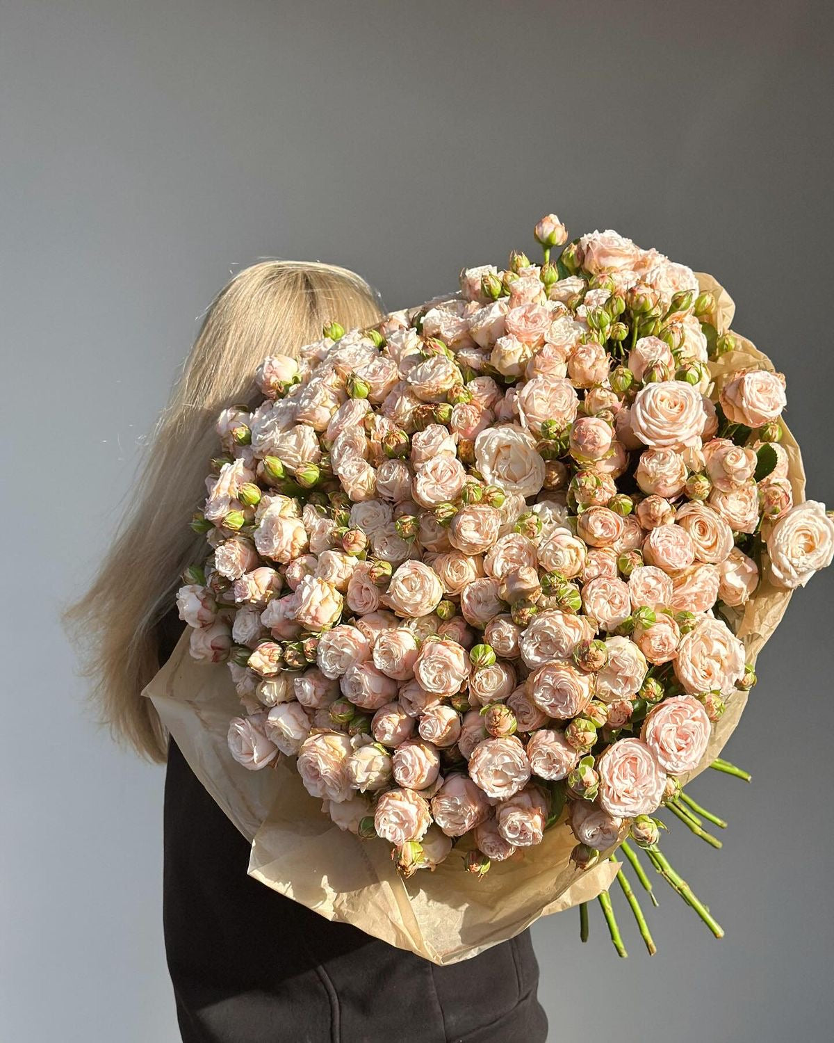 Light Pink Spray Roses