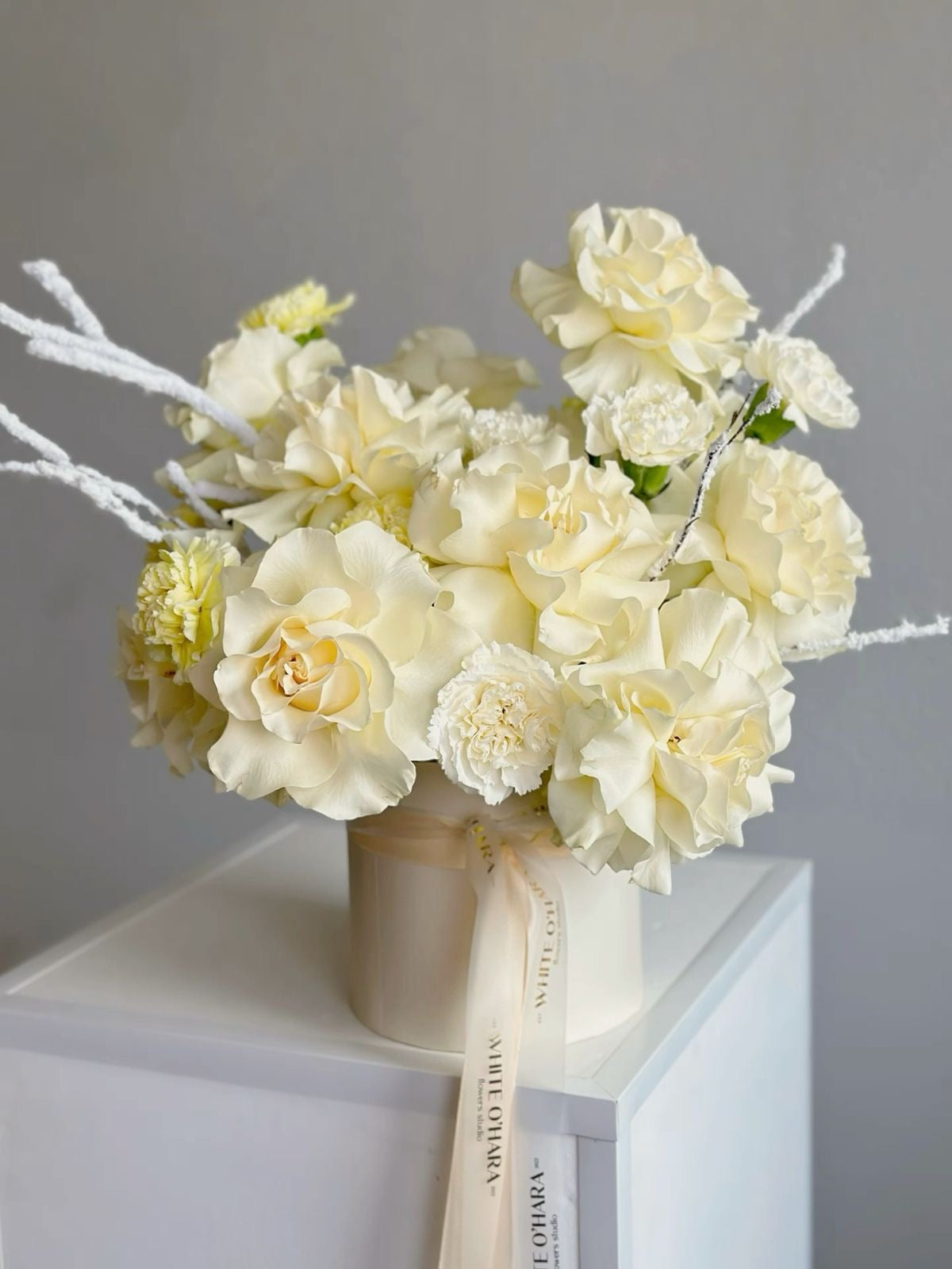 Isla Bouquet Box- White French Roses and Dianthus