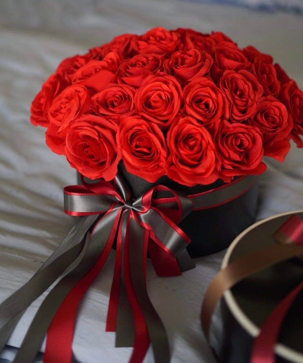 Red Roses box