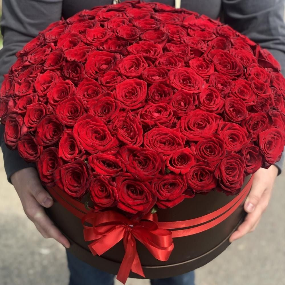 Red Roses box