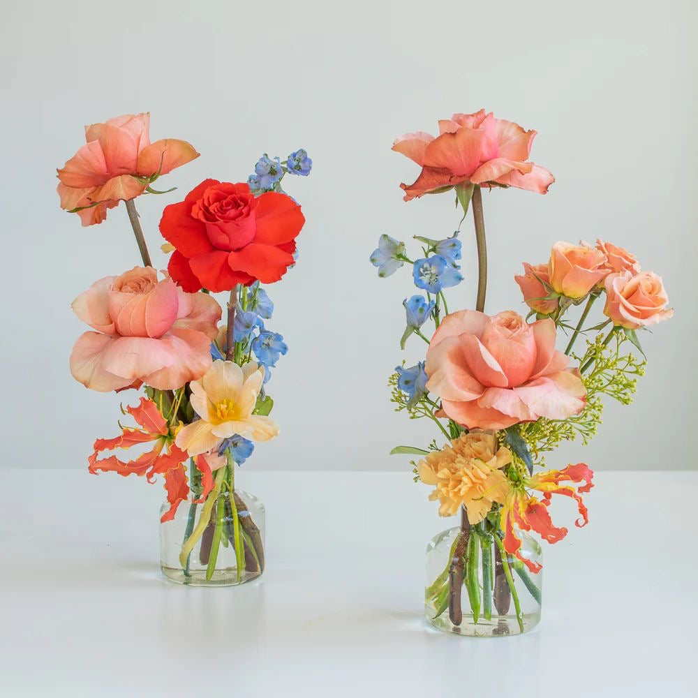 Table set bud vases