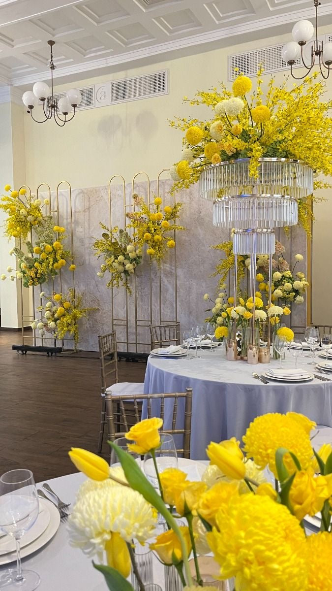 Weddings & events floral decoration Yellow