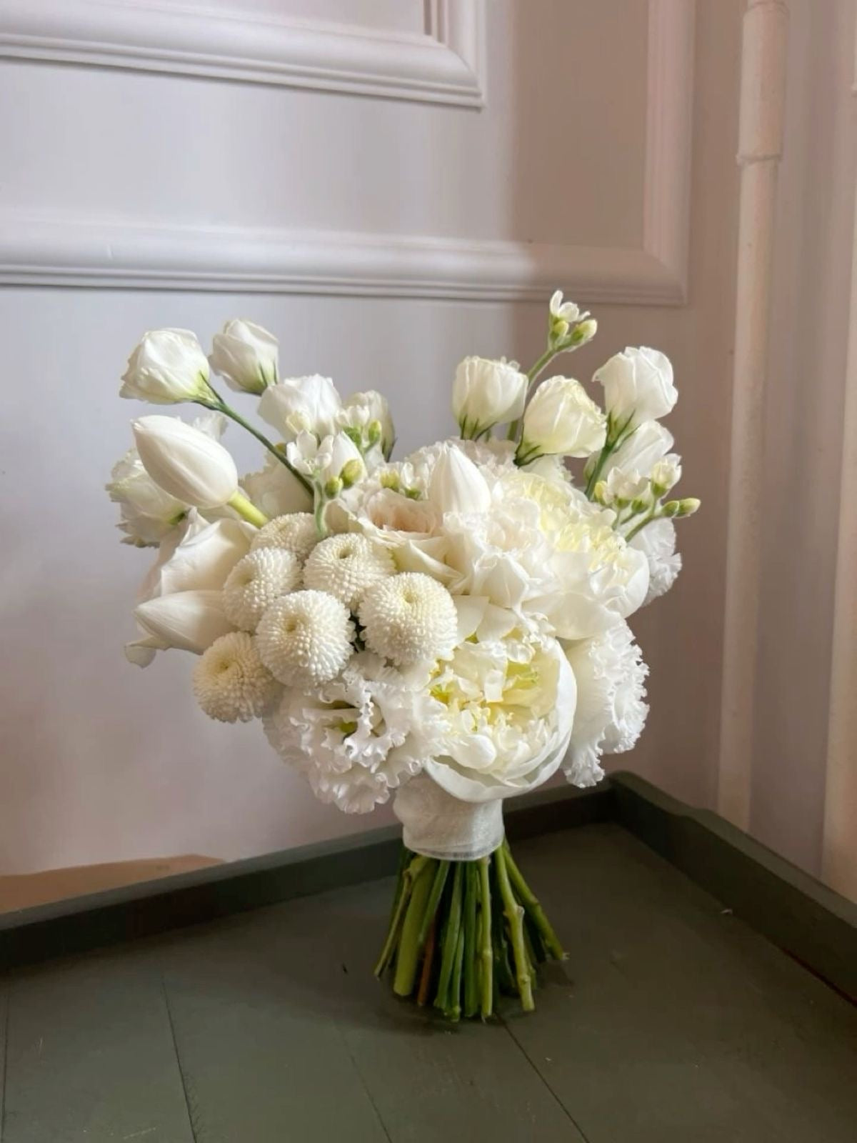 Weddings & events floral decoration White